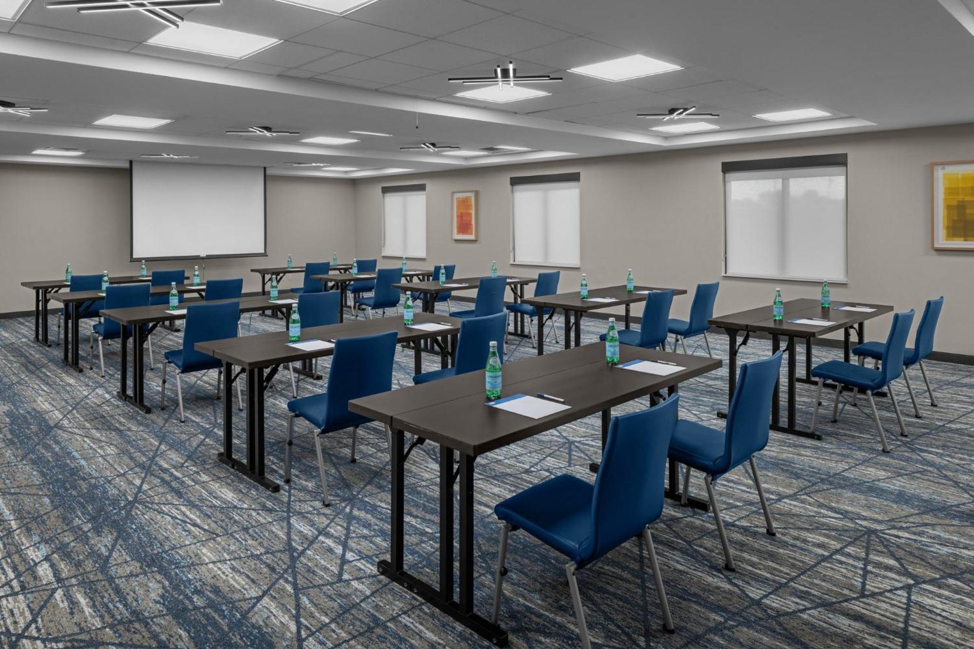 Holiday Inn Express & Suites Midland Loop 250 By Ihg Екстер'єр фото