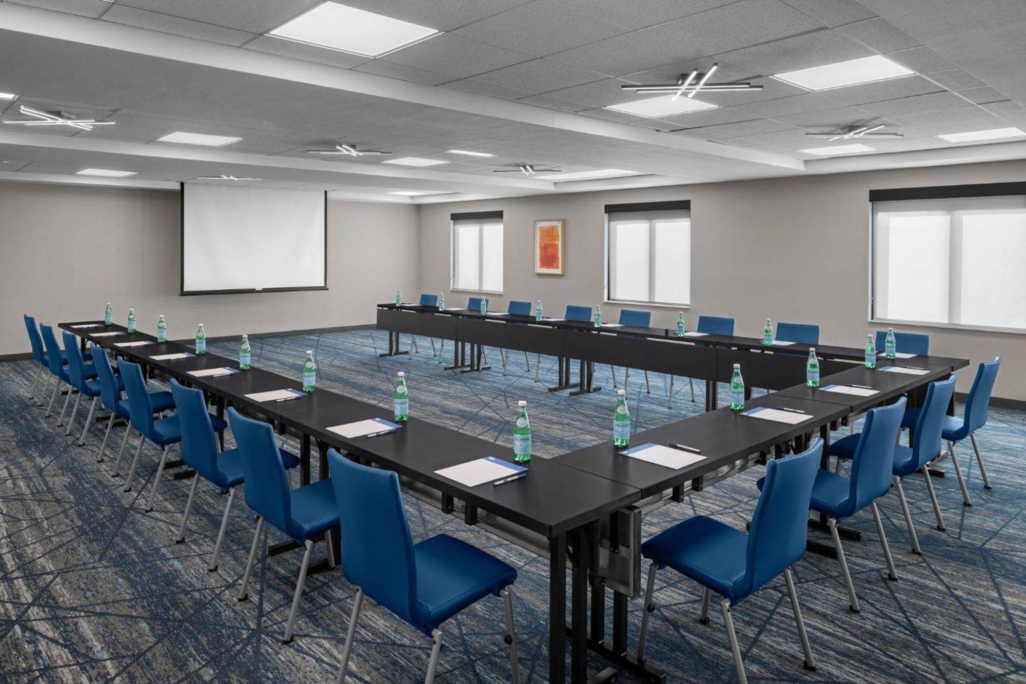 Holiday Inn Express & Suites Midland Loop 250 By Ihg Екстер'єр фото